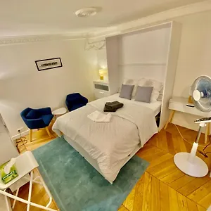 Montmartre, Studio Tres Bien Localisé Appartement
